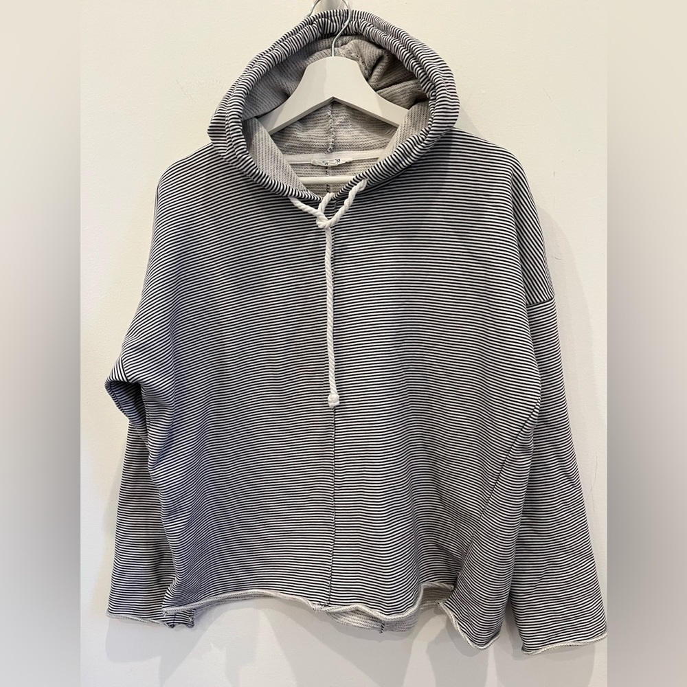 Splendid Stripe French Terry Beach Hooded Pullover Sz S/XS Raw Hem Lounge Travel